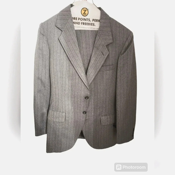 KUPPENHEIMER Other - VINTAGE MENS LIGHT GREY KUPPENHEIMER BY WALTON SUIT SET